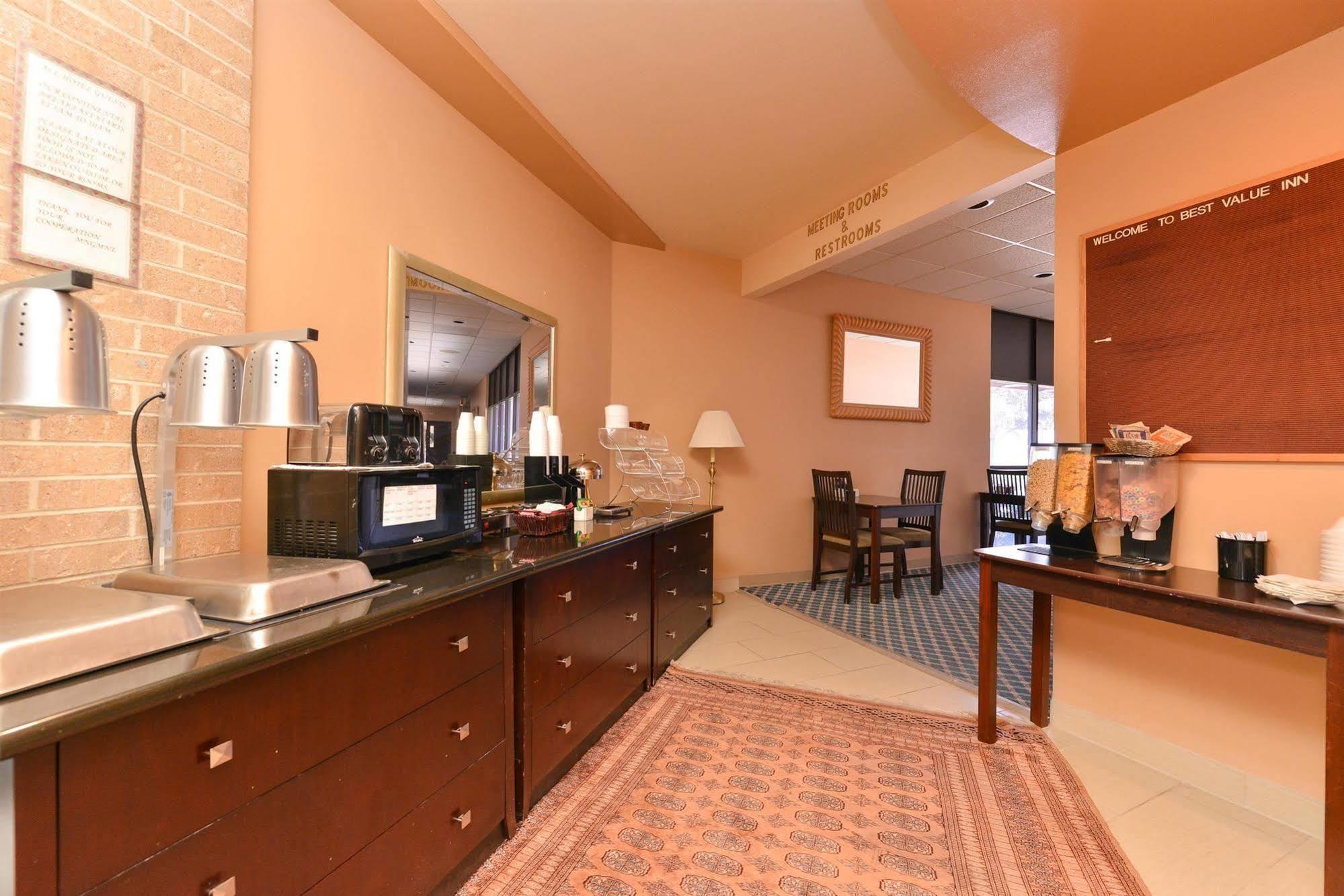 Americas Best Value Inn And Suites Victoria Bagian luar foto